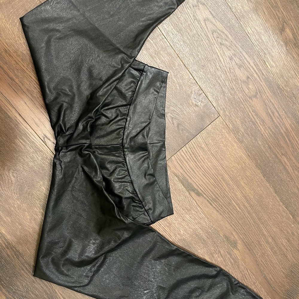 Commando joggers size medium - Picture 2 of 3